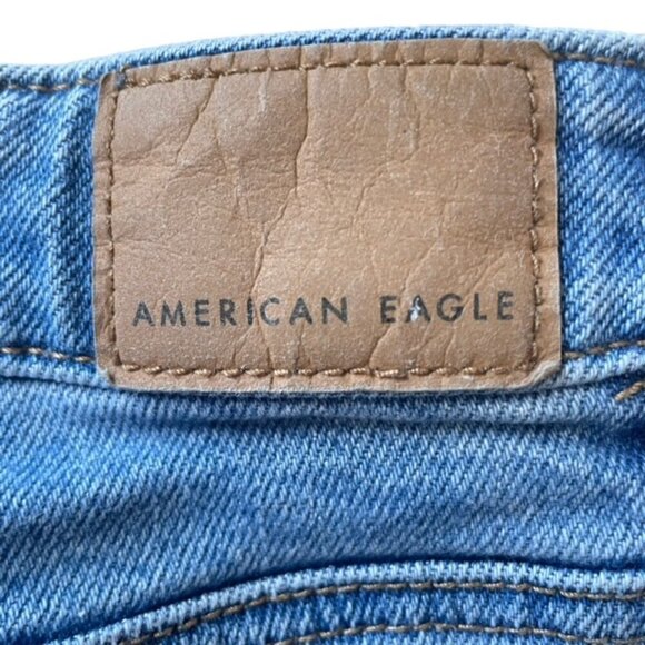 AMERICAN EAGLE High-Waisted Stretch Mom Jeans - Size 2 - Picture 6 of 10